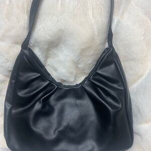 Elegant Black Women's Shoulder Bag
